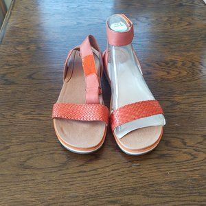 UGG Women's Ankle Strap Sandles Size 10